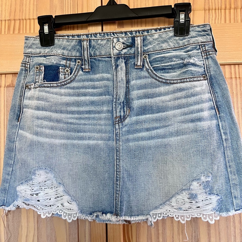American Eagle denim mini skirt size 2